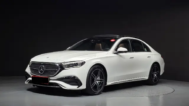 Mercedes-Benz E-Class 2024, новый