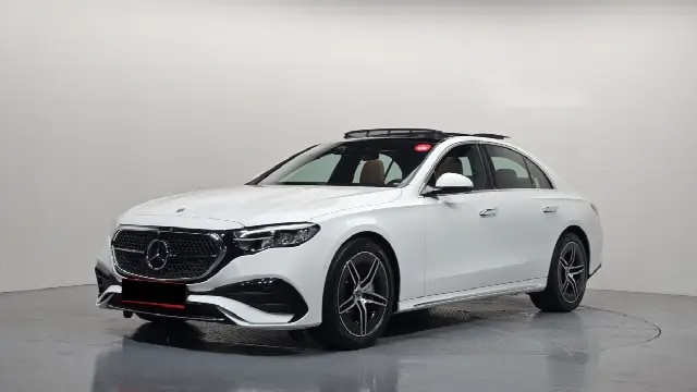Mercedes-Benz E-Class 2024, новый