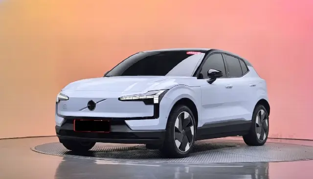 Volvo EX30 2024, 18 840 км