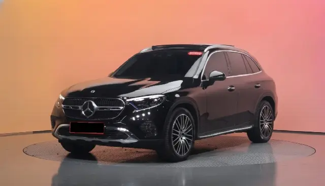 Mercedes-Benz GLC-Class 2023, 51 979 км