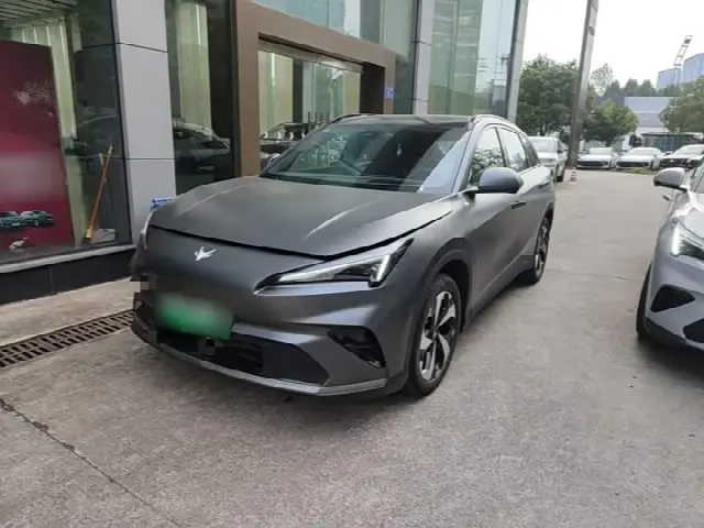 BAIC Arcfox Alpha T5 2026, новый