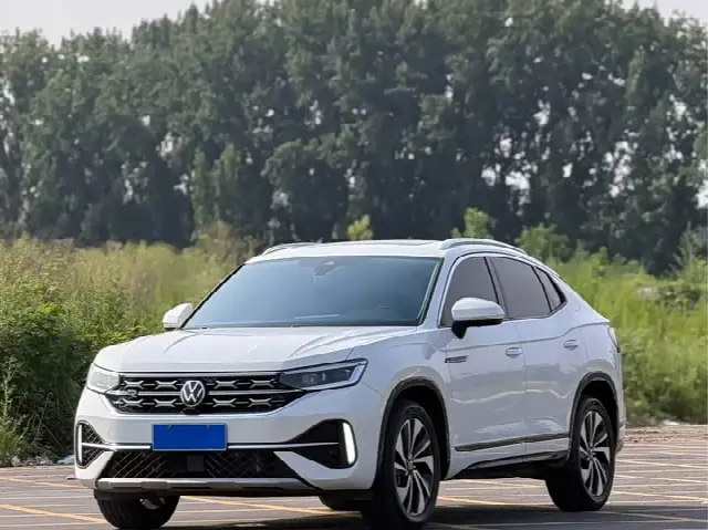 Volkswagen Tayron X 2023, 38 000 км