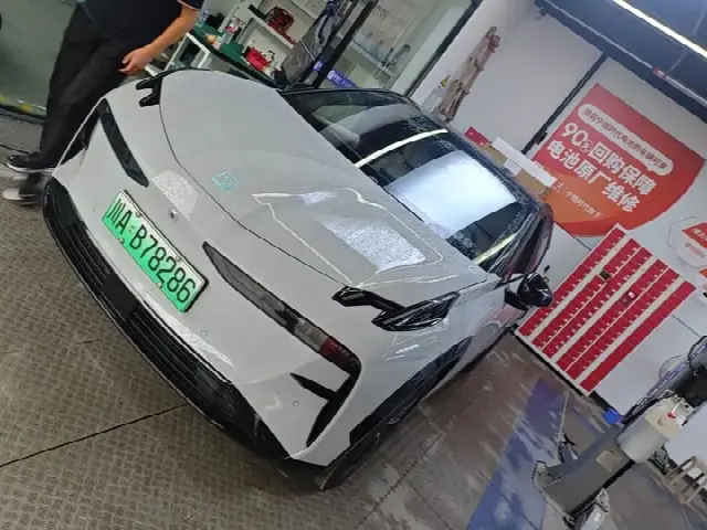 Zeekr X 2023, 30 000 км