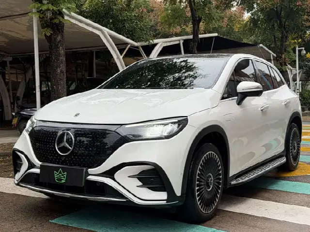 Mercedes-Benz EQE SUV 2023, 12 000 км