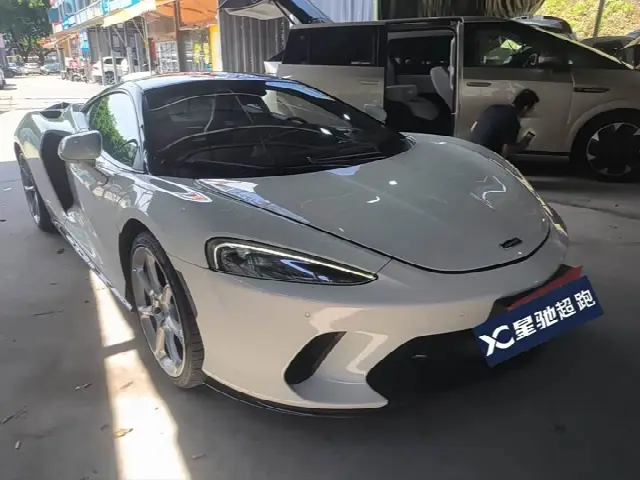 McLaren GT 2019, 12 000 км