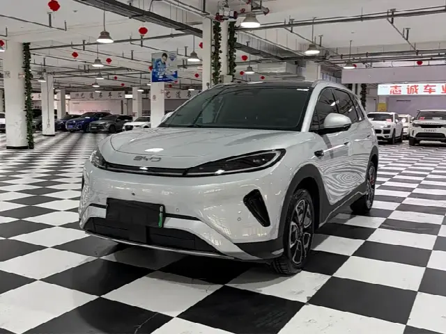 BYD Sea Lion 05 DM-i Hybrid 2026, новый