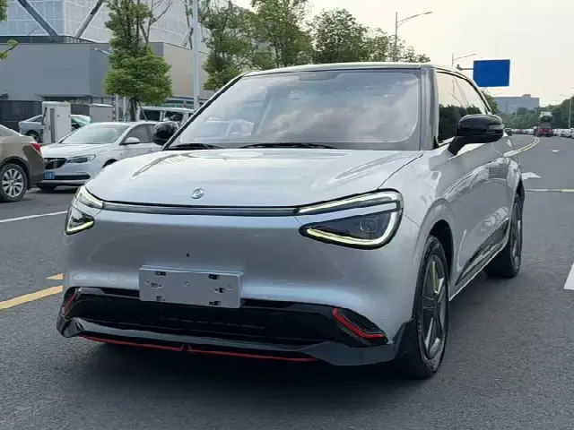 Dongfeng Yipai Nano 01 2024, 18 000 км