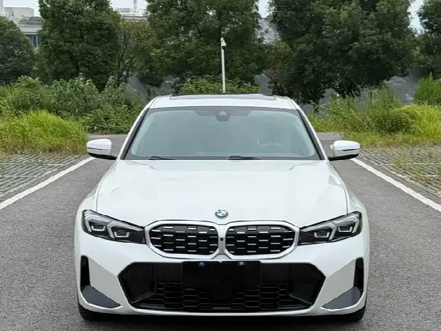 BMW 3 Series 2026, новый