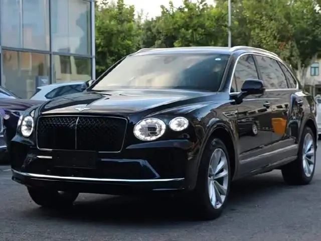 Bentley Bentayga 2024, новый