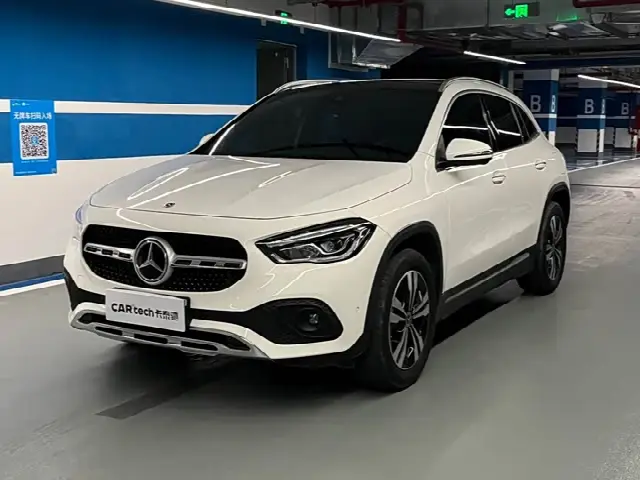 Mercedes-Benz GLA-Class 2023, 44 000 км