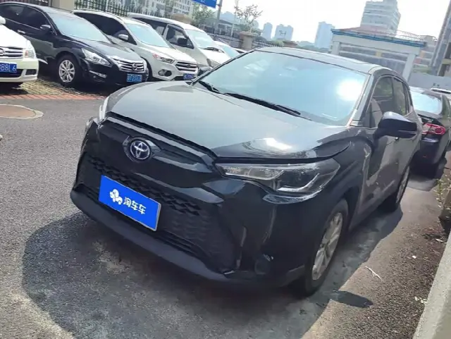 Toyota Frontlander 2023, 48 700 км