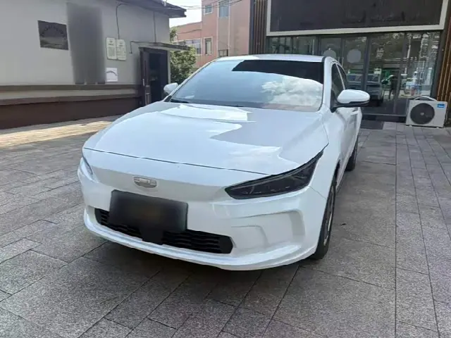 Geely Geometry A 2024, 30 900 км