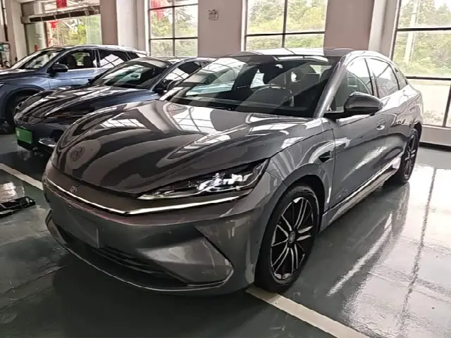 BYD Qin L 2025, 17 400 км