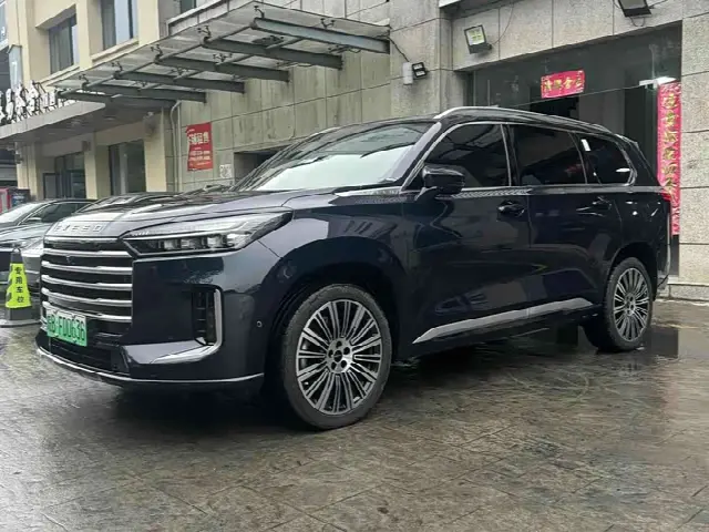 Exeed VX C-DM Hybrid 2025, 14 900 км