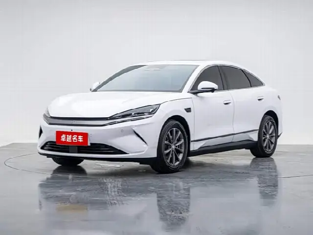 BYD Qin L 2025, 27 800 км