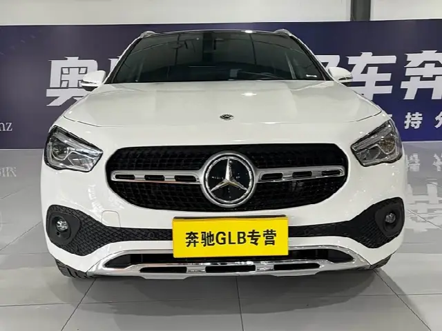 Mercedes-Benz GLA-Class 2022, 20 000 км