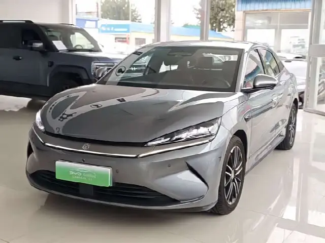BYD Qin L 2025, 11 200 км