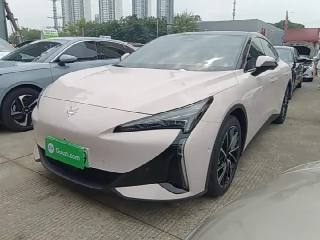 BAIC Arcfox Alpha S5 2025, 14 400 км