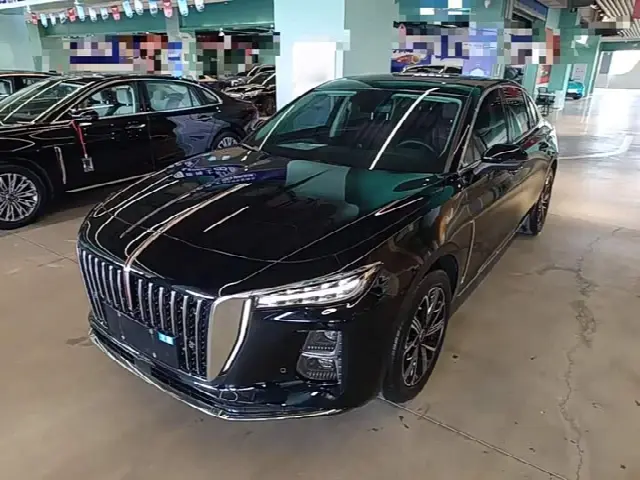 Hongqi H5 Hybrid 2025, 28 000 км