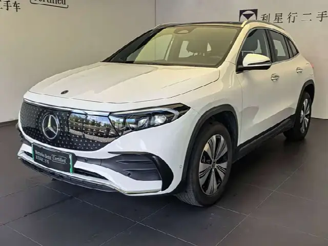 Mercedes-Benz EQA 2025, 28 000 км