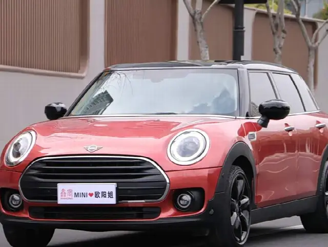Mini Clubman 2022, 31 000 км