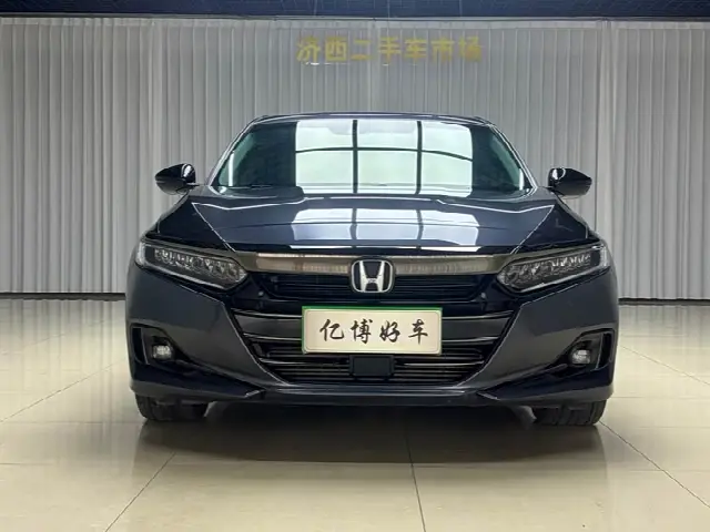 Honda Accord 2022, 70 000 км