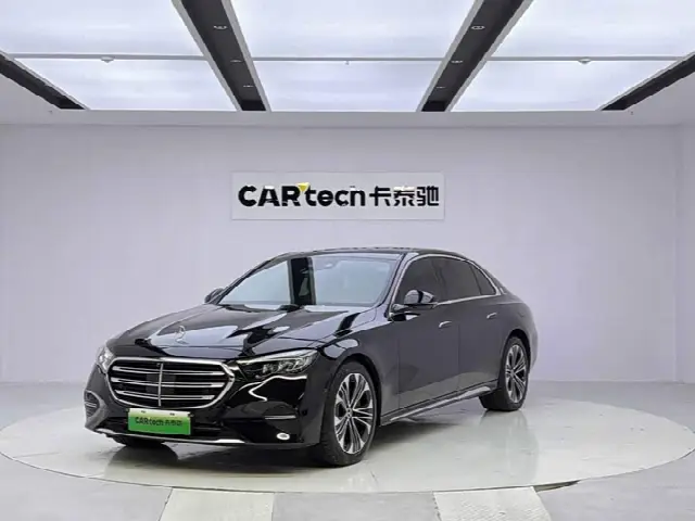 Mercedes-Benz E-Class Hybrid 2023, 24 000 км