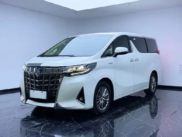 Toyota Alphard 2021, 68 000 км