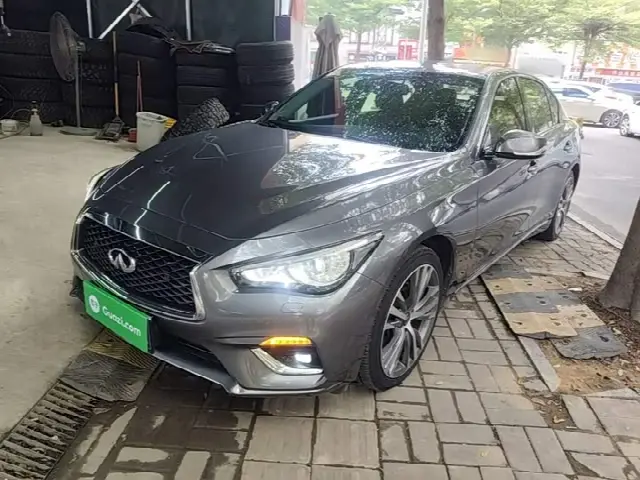 Infiniti Q50L 2022, 80 900 км