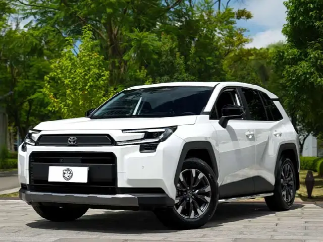 Toyota RAV4 2026, новый
