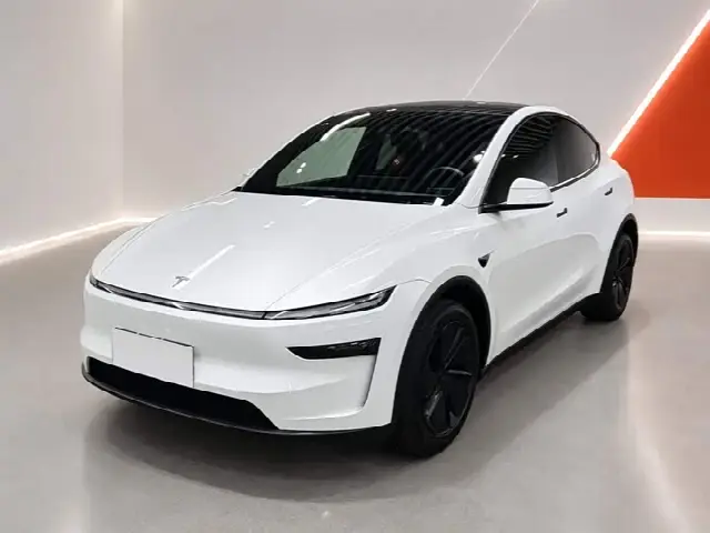 Tesla Model Y 2026, новый
