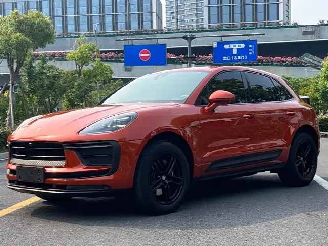 Porsche Macan 2023, 33 000 км