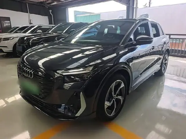 Audi Q4 e-tron 2024, 33 000 км