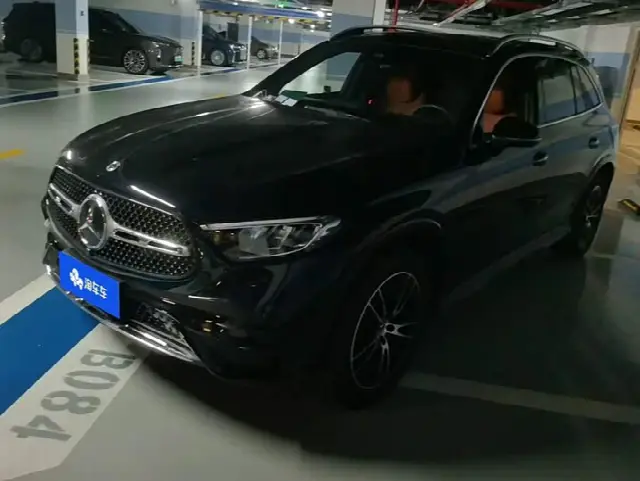 Mercedes-Benz GLC-Class 2025, 13 200 км