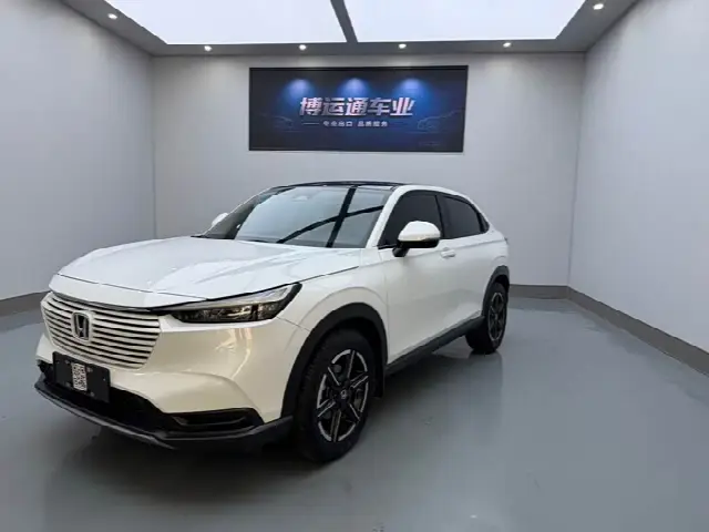 Honda Vezel 2023, 27 000 км
