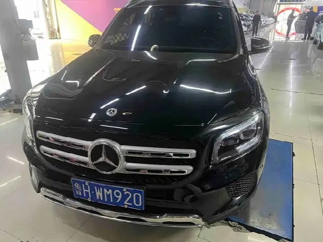 Mercedes-Benz GLB-Class 2023, 32 000 км