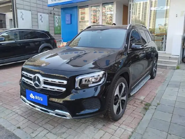 Mercedes-Benz GLB-Class 2023, 95 500 км