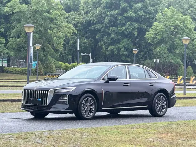 Hongqi H5 2026, новый