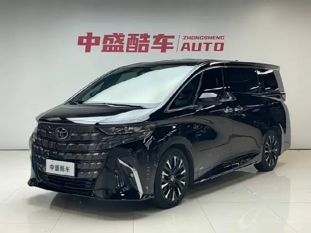 Toyota Alphard 2024, 75 000 км