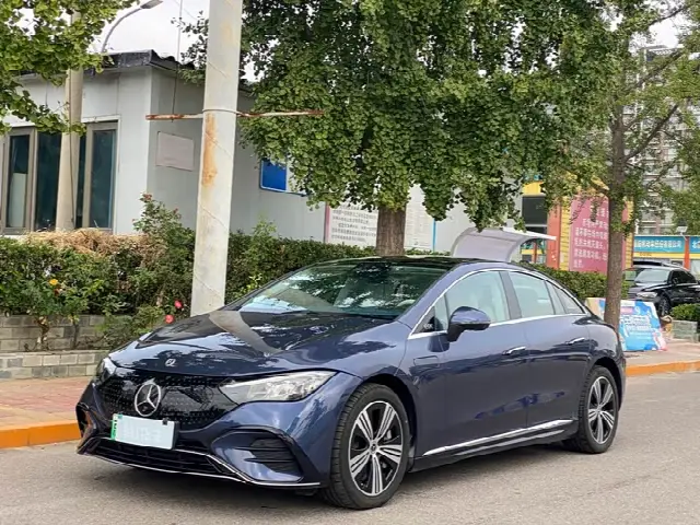 Mercedes-Benz EQE 2025, 14 000 км