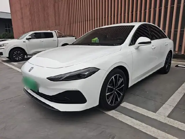 Roewe D7 2025, 22 300 км