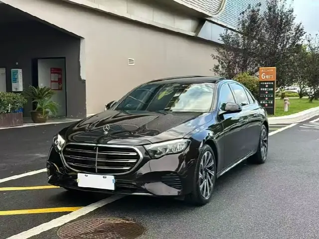 Mercedes-Benz E-Class 2026, новый