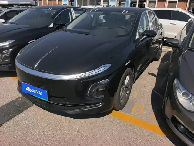 Hongqi E-QM5 2025, новый