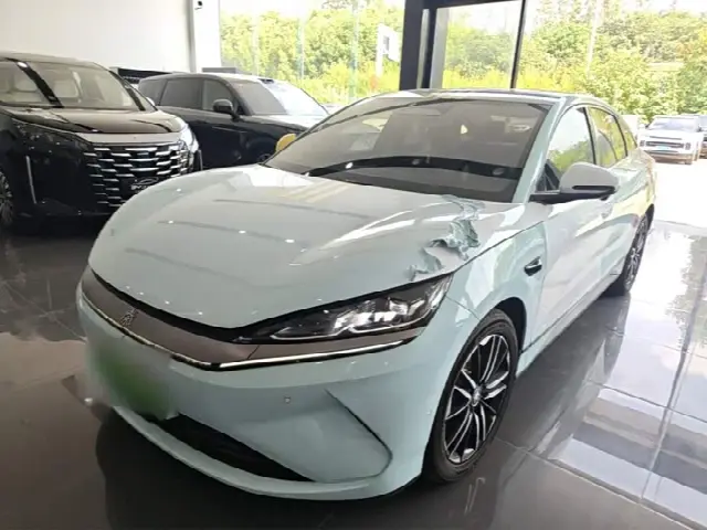 BYD Qin L 2025, 14 100 км