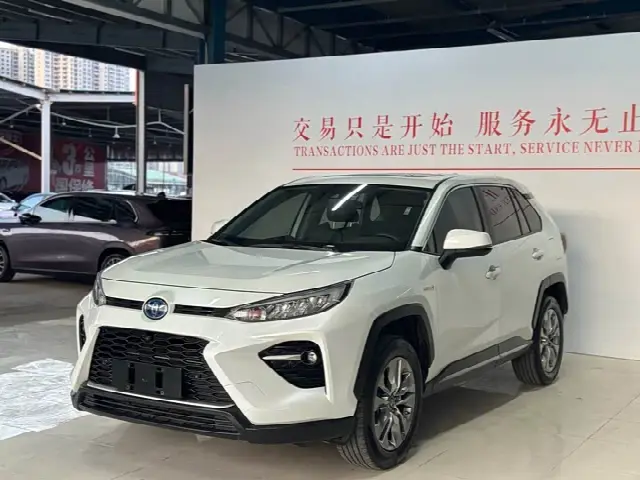 Toyota Wildlander 2022, 94 000 км