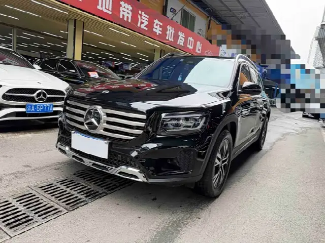 Mercedes-Benz GLB-Class 2024, 30 000 км