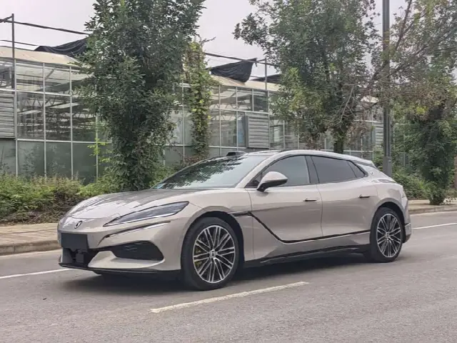 Denza Z9GT 2026, новый