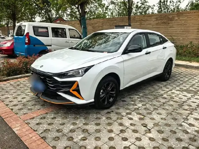 Dongfeng Aeolus Yixuan 2024, новый