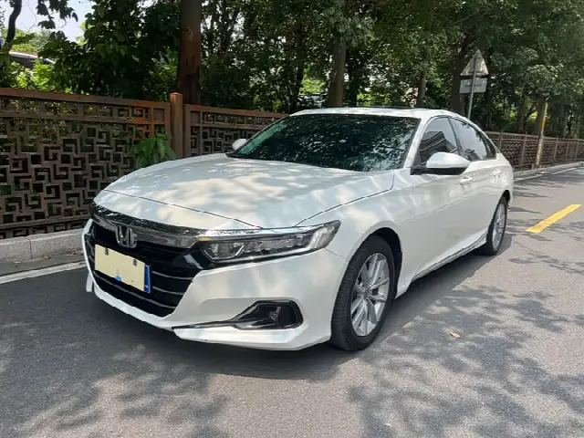 Honda Accord 2022, 60 000 км