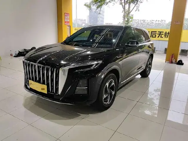 Hongqi HS3 2024, 20 000 км
